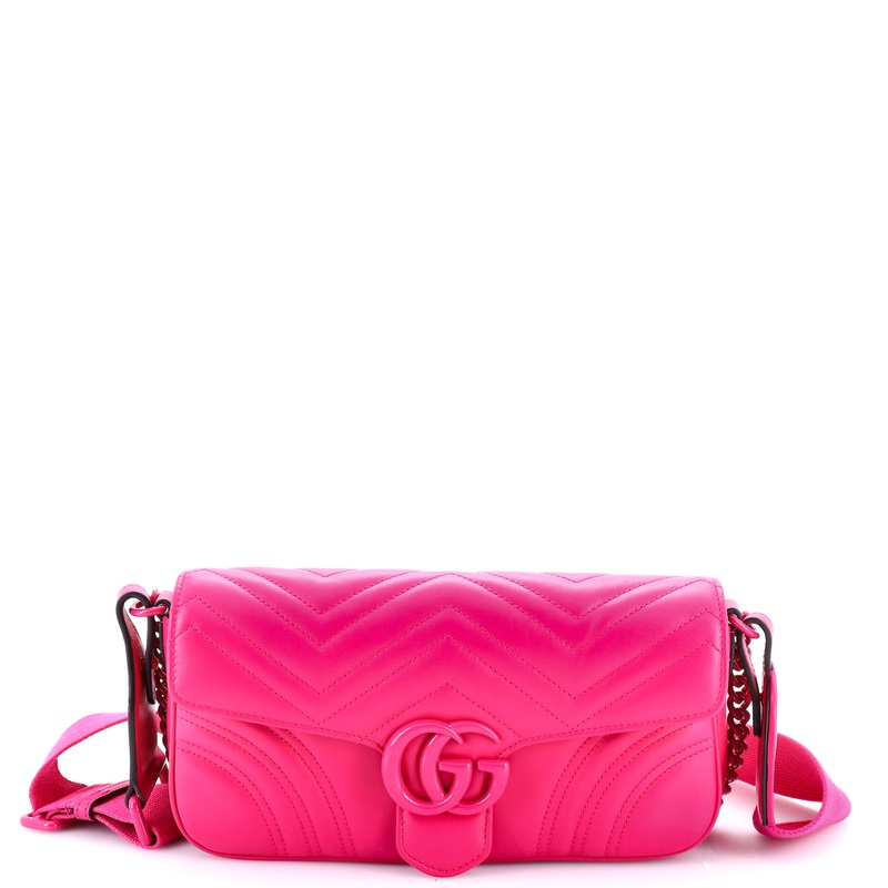 GG Marmont Monochrome Flap Bag Matelasse Leather Medium
