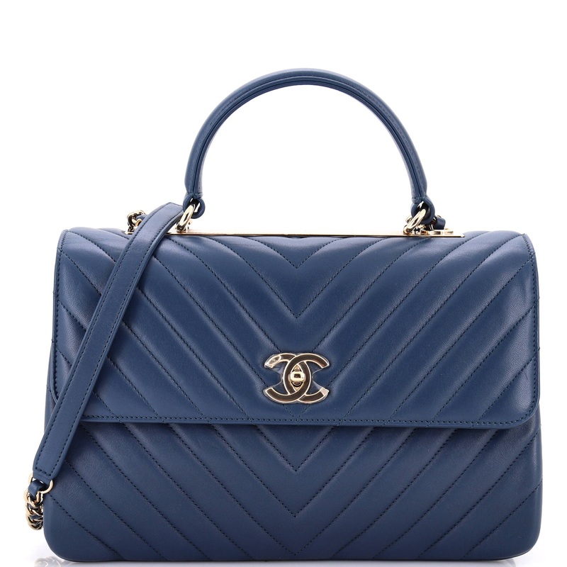 Trendy CC Top Handle Bag Chevron Lambskin Medium