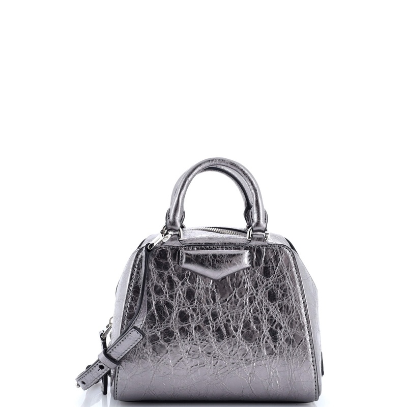 Antigona Cube Bag Leather Nano