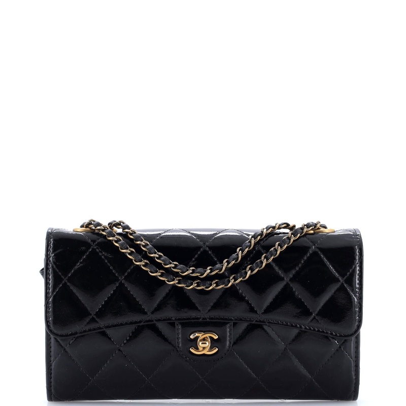 CC Eyelet Chain Clutch Quilted Patent