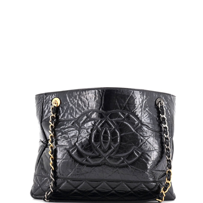 Paris-31 Rue Cambon Timeless CC Shopping Tote Quilted Shiny Aged Calfskin Medium