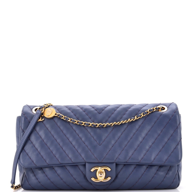 Medallion Charm Flap Bag Chevron Calfskin Jumbo