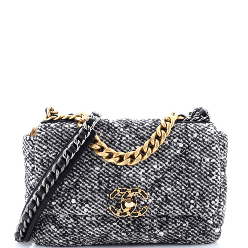 19 Flap Bag Quilted Wool Medium