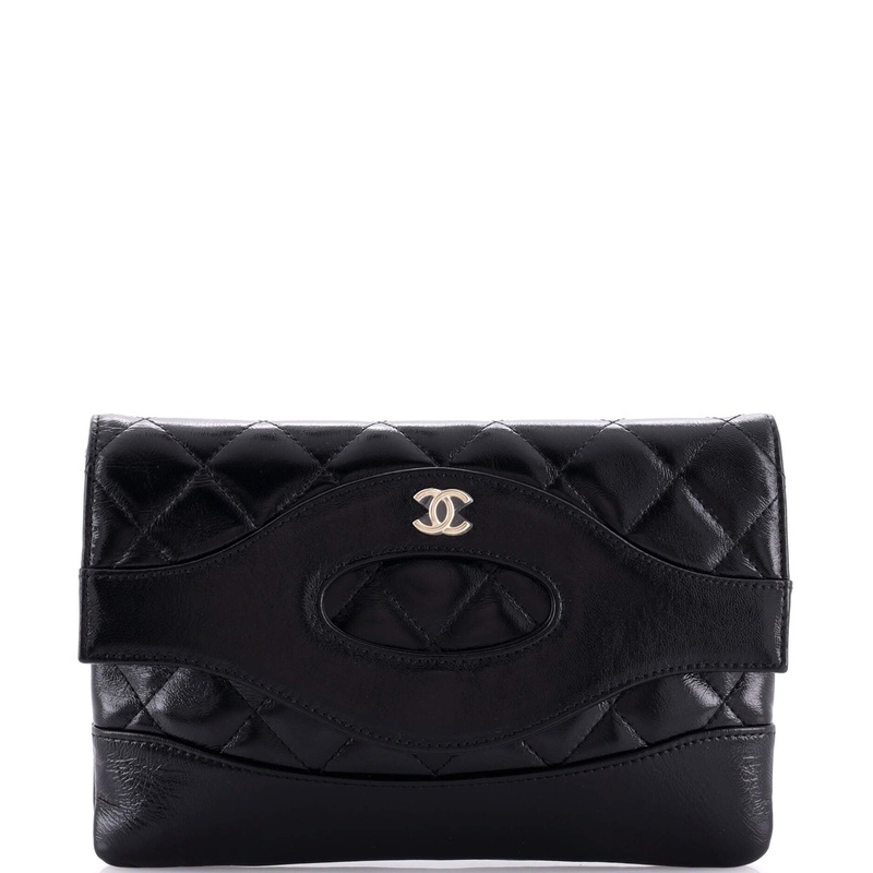 31 Wallet on Chain Quilted Shiny Lambskin