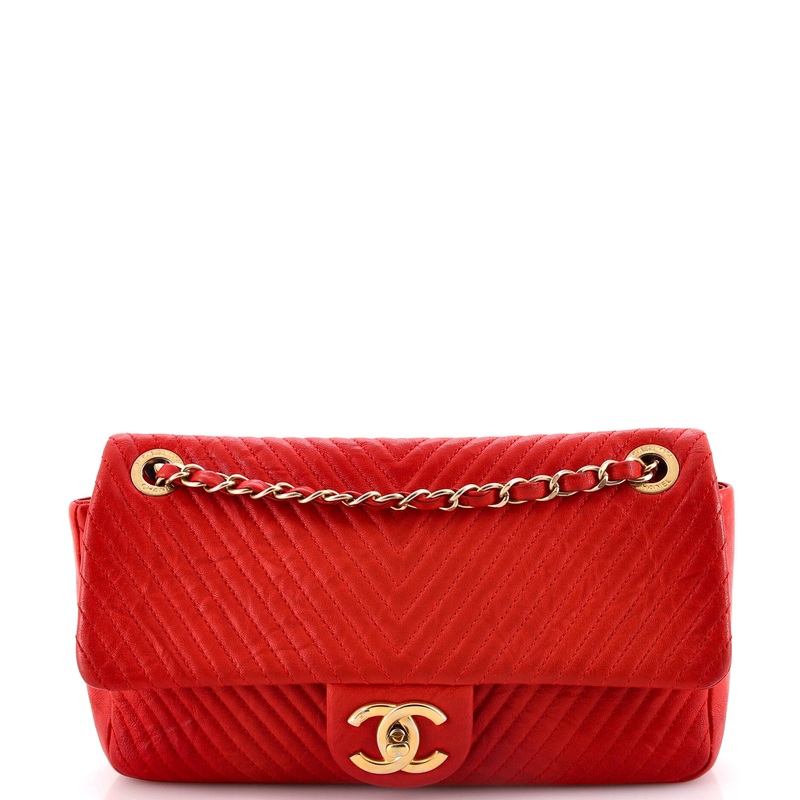 Medallion Charm Flap Bag Chevron Wrinkled Lambskin Medium