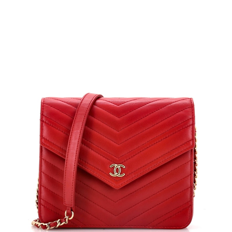 Square Wallet on Chain Chevron Calfskin