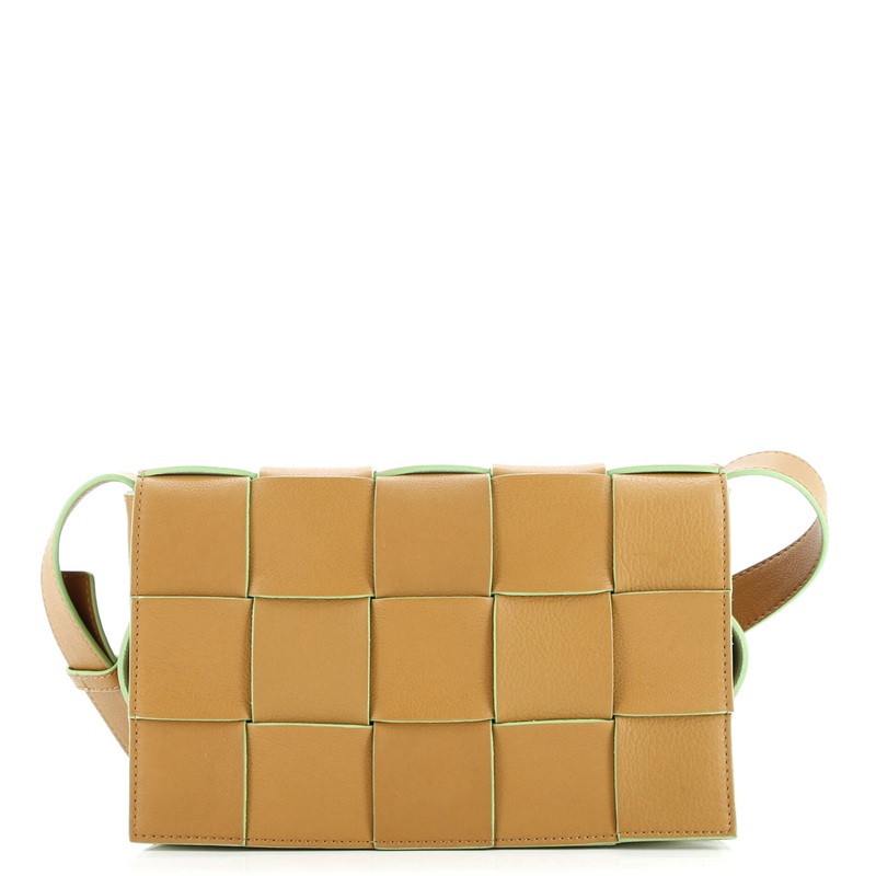 Cassette Crossbody Bag Maxi Intrecciato Leather