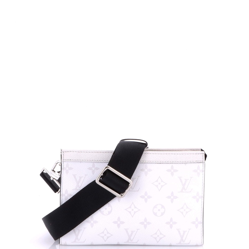 Gaston Wearable Wallet Monogram Taigarama