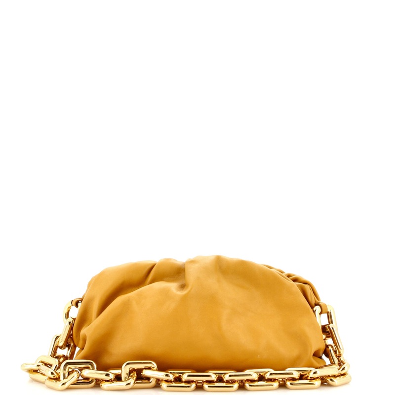 The Chain Pouch Leather