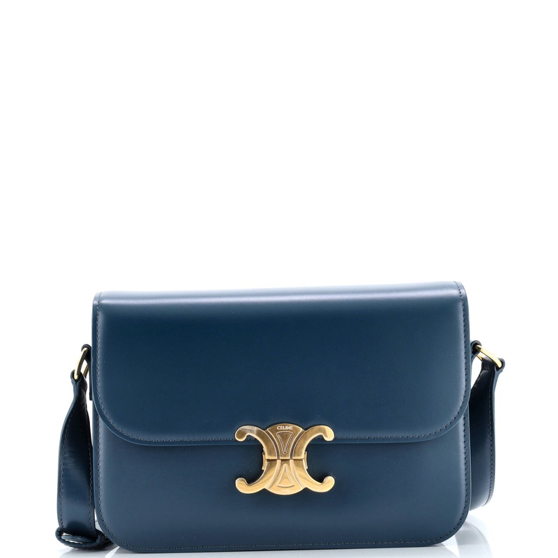Triomphe Shoulder Bag Smooth Calfskin Medium