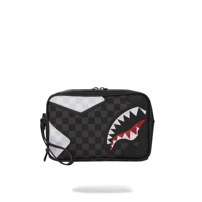 TRIPLE DECKER HEIR TO THE THRONE TOILETRY BAG