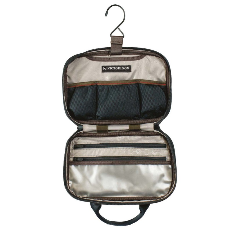 TRAVEL ACCESSORIES 4.0 SLIMLINE TOILETRY KIT BLACK