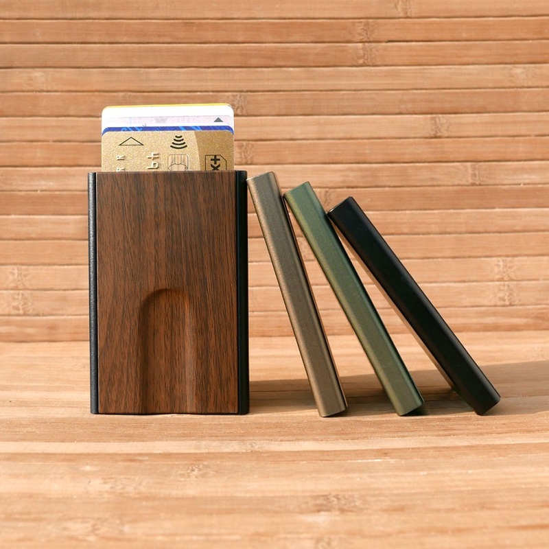 Slider Card Holder - Ogon