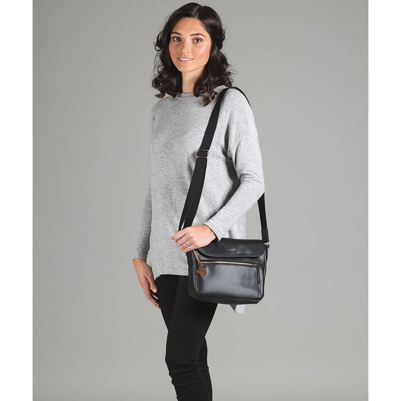 'Kite' Vintage Black Handcrafted Leather Bag