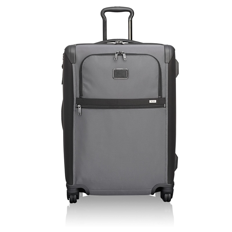 Alpha Short Trip Expandable Spinner