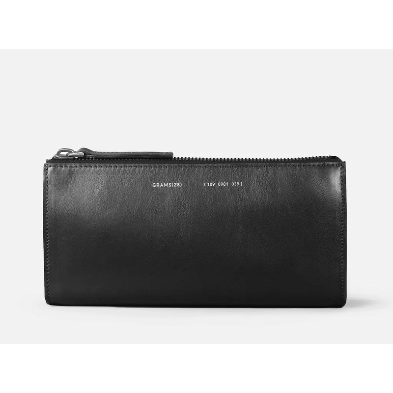 Grams(28) 109 Essential Case