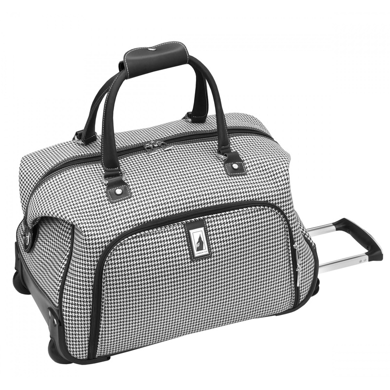 London Fog Cambridge 20" Wheeld Club Bag