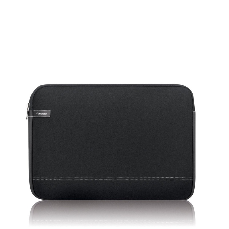 Solo Urban 17.3" Check Fast Sleeve