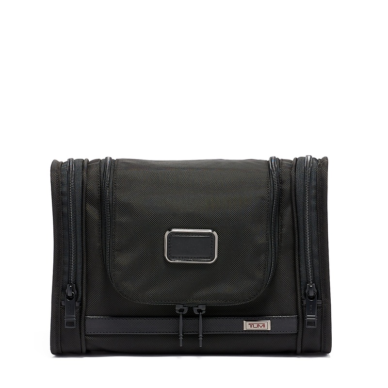 TUMI Alpha Hanging Travel Kit