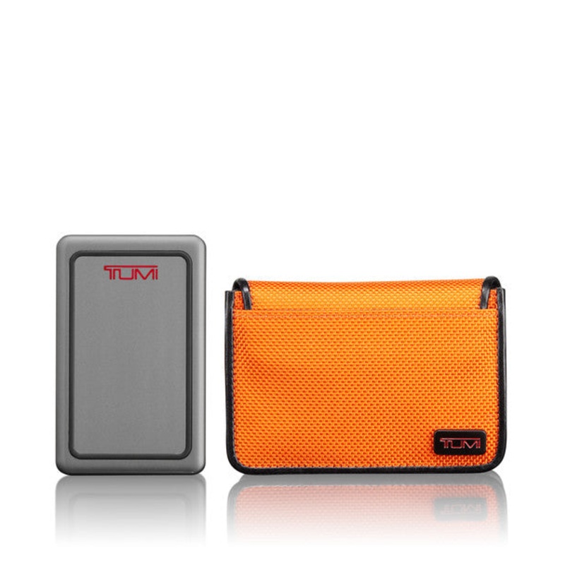 TUMI Mobile Power Pack