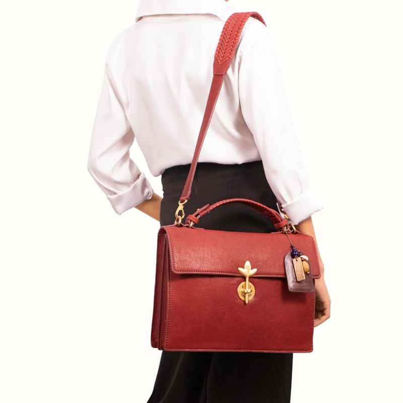 PRESERVE 01 SHOULDER BAG