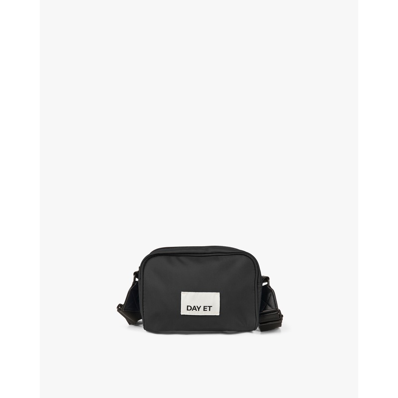 Day Gweneth RE-S CB Boxy