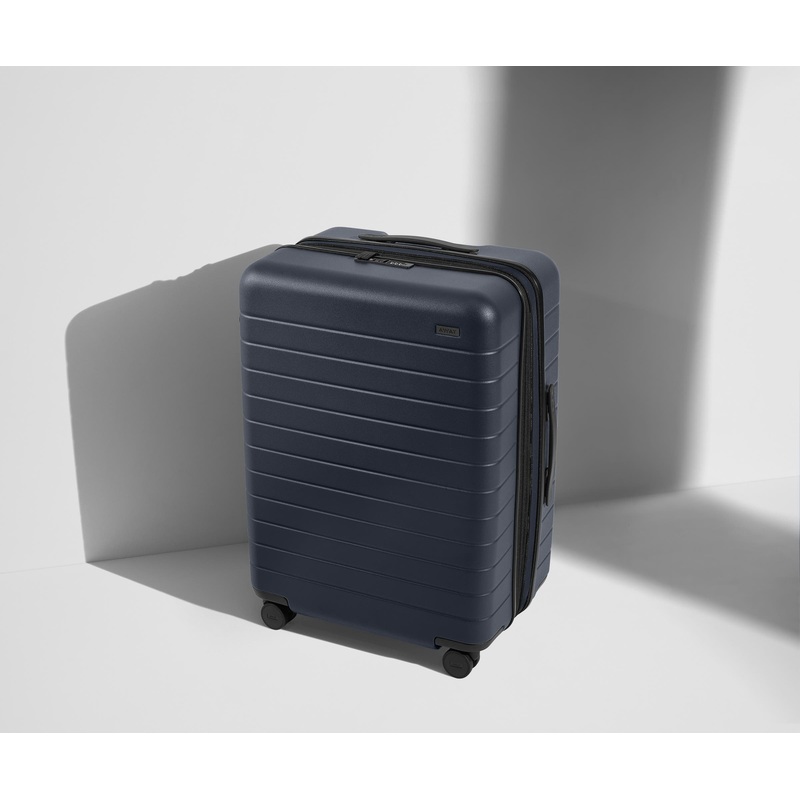 The Medium Flex in Navy Blue