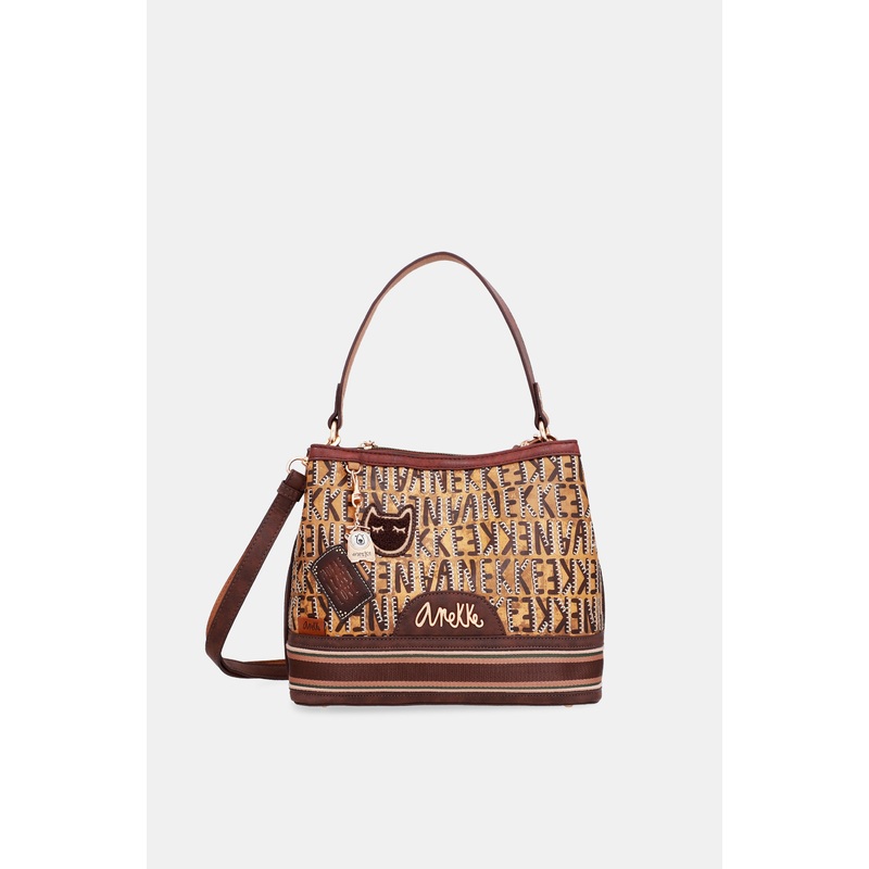 Urban shoulder bag with shoulder strap