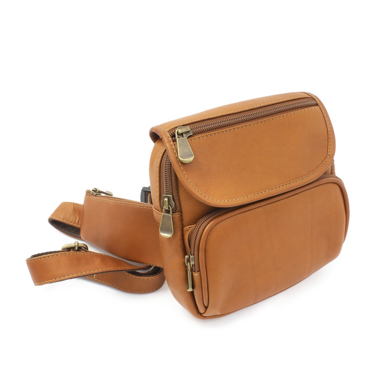 DayTrekr Leather Hip Pack