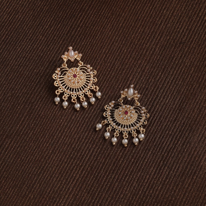 GOLD PLATED PEARL SHORT DROP EARRING