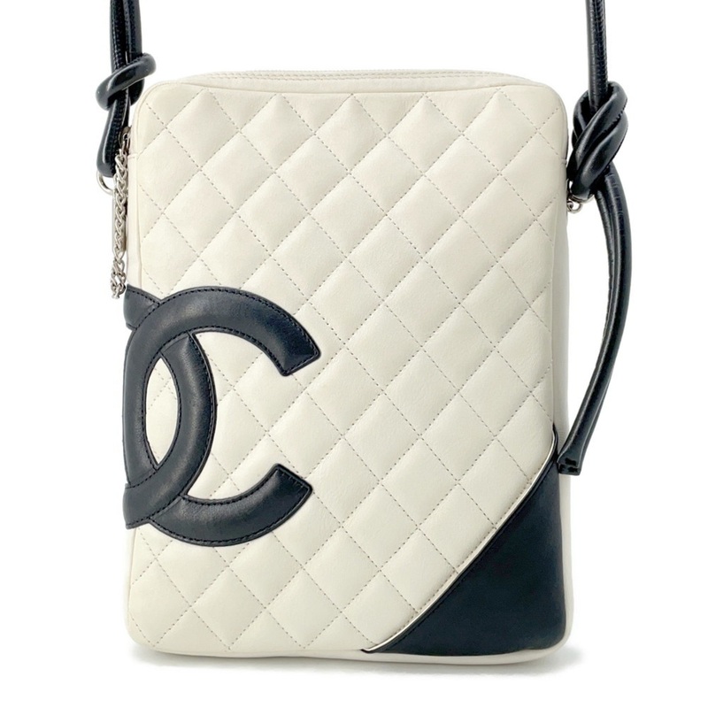 Cambon Crossbody Bag Quilted Leather Medium
