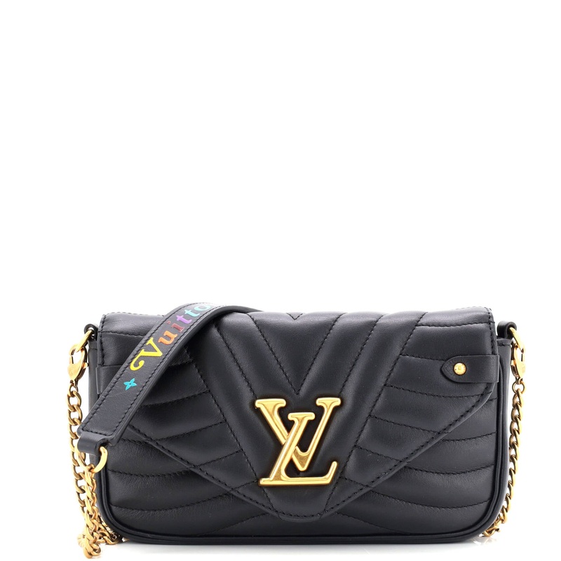 New Wave Chain Pochette Quilted Leather