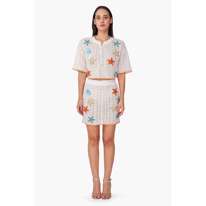Coastel Patch Crochet Embellished Crop Oversized Shirt